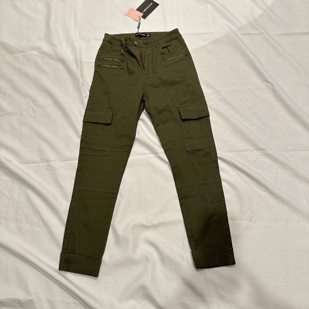 PrettyLittleThing Skinny Jeans  Size 2 NWT